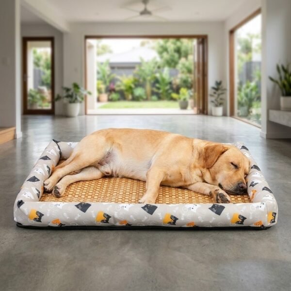 petzvibes-bamboo-rattan-cooling-pet-mat-size-xl-labrador-lifestyle.jpg Golden Labrador Retriever sleeping deeply on the PetzVibes Size XL Bamboo Rattan Summer Cooling Pet Mat in Grey Cat Print in a modern open-plan living room