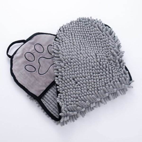 Chenille-Pet-Towel-with-Hand-Pockets-Grey petzvibes